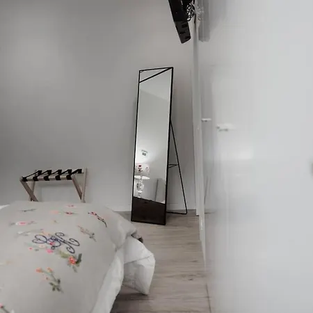 アパート Lucy's House